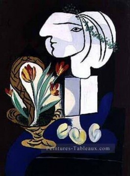  picasso - Nature morte aux tulipes 1932 cubiste Pablo Picasso